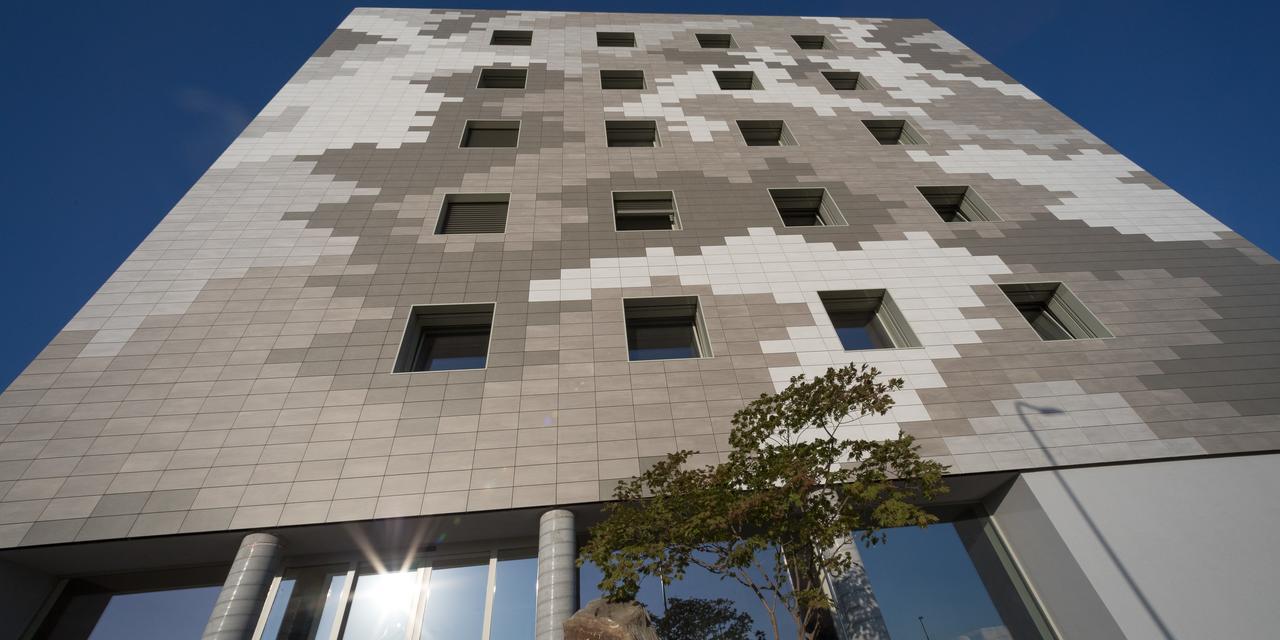 Hotel The Cube Fidenza Bagian luar foto